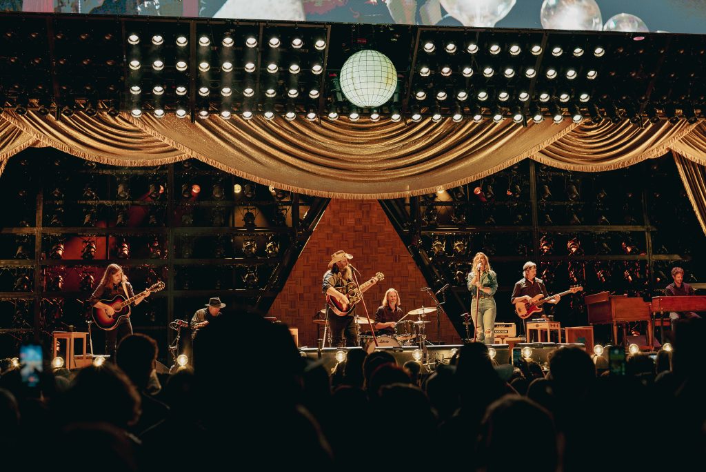 Chris Stapleton Rodeo Chris Stapleton proves he's a class above as the All-American Roadshow ...